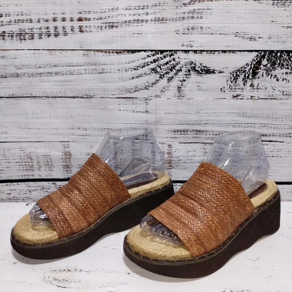 Vintage Candie’s Jute Platform Wedge‎ Slides Tan 90s Y2K Sandal Size 6.5 - Picture 2 of 7